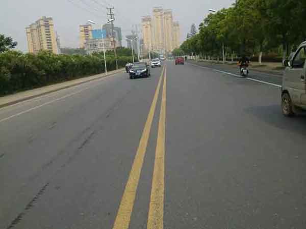 �o���϶��h