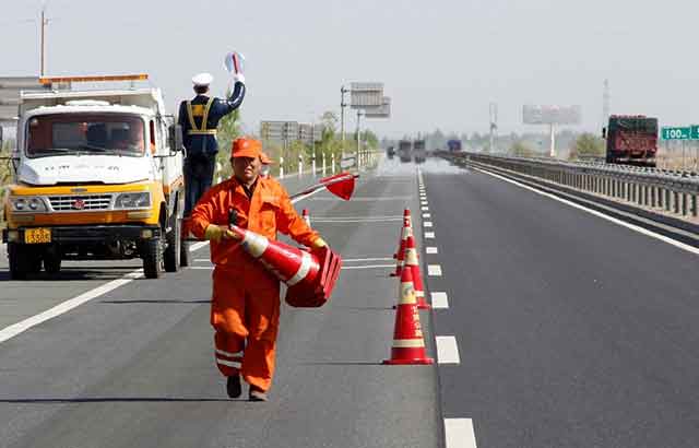 ���е��B�o